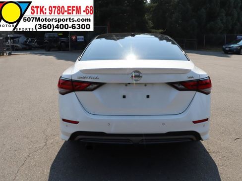 Used 2020 Nissan Sentra SR w/ Premium Package FWD image 8