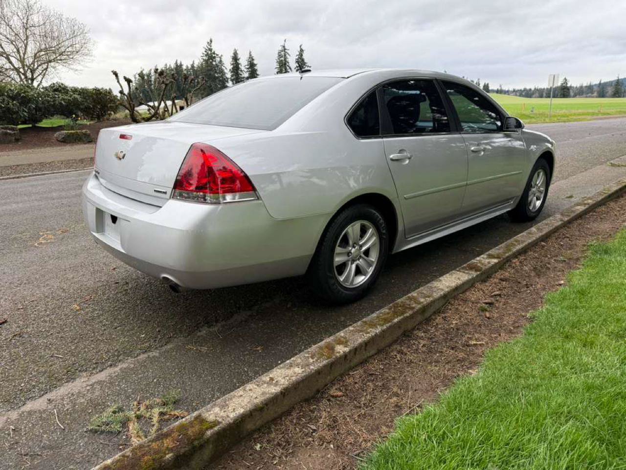 Used 2014 Chevrolet Impala Limited LS FWD image 5