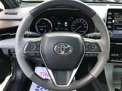 Certified 2022 Toyota Avalon Limited w/ Advanced Safety Package image 17