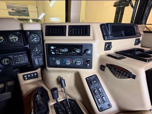 Used 1999 HUMMER H1 4-Door Open Top AWD/4WD image 12