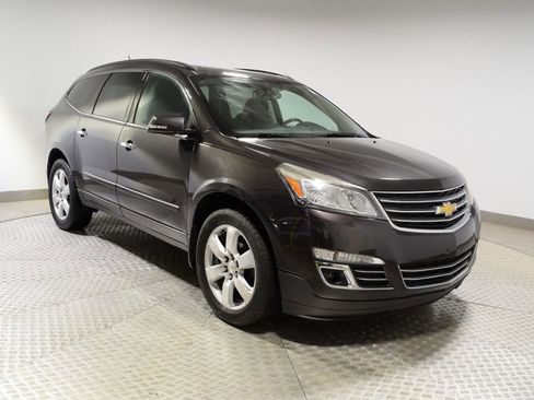 Used 2017 Chevrolet Traverse Premier image 7