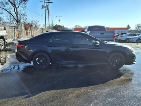 Certified 2025 Toyota Camry SE w/ Convenience Package image 2