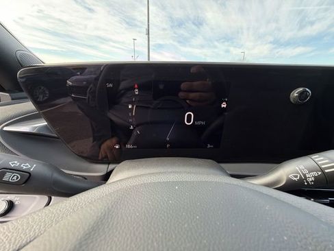 New 2026 Buick Envista Avenir image 13