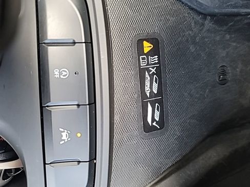 Certified 2024 Buick Envista Preferred w/ Convenience I Package image 17