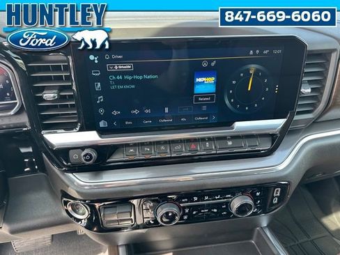 Used 2023 Chevrolet Silverado 1500 High Country w/ High Country Premium Package image 18