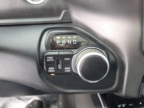 Used 2019 RAM 1500 Big Horn image 29