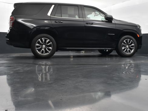 Used 2024 Chevrolet Tahoe LT w/ Luxury Package image 40