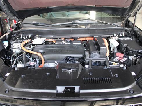 Used 2025 Honda CR-V Sport-L image 10
