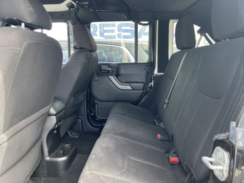 Used 2017 Jeep Wrangler Unlimited Sport w/ Quick Order Package 24S image 18