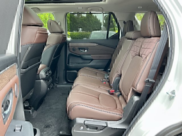 New 2026 Honda Pilot Elite image 9