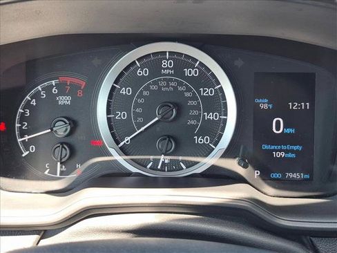 Used 2022 Toyota Corolla LE FWD image 11