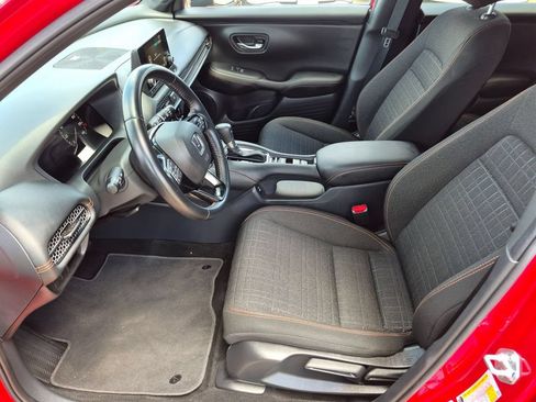 Used 2025 Honda HR-V Sport image 24