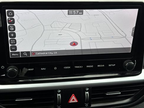 Used 2023 Kia Forte GT-Line w/ GT-Line Technology Package FWD image 17