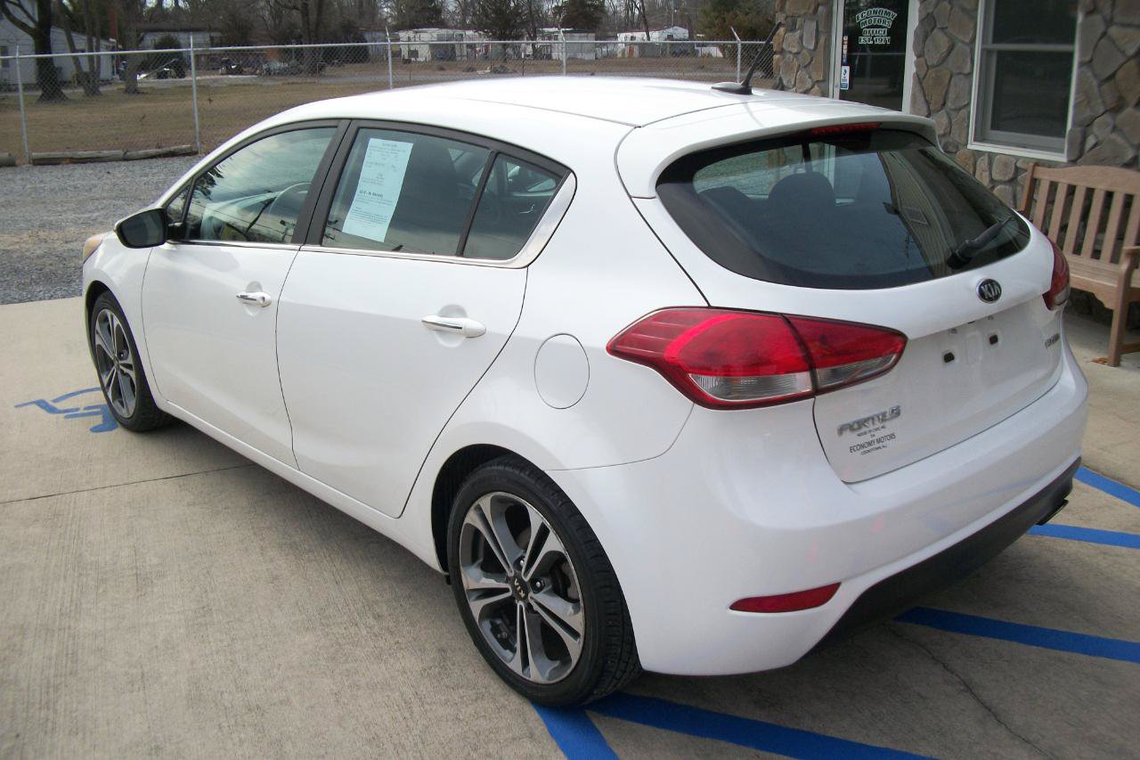 Used 2016 Kia Forte EX FWD image 22