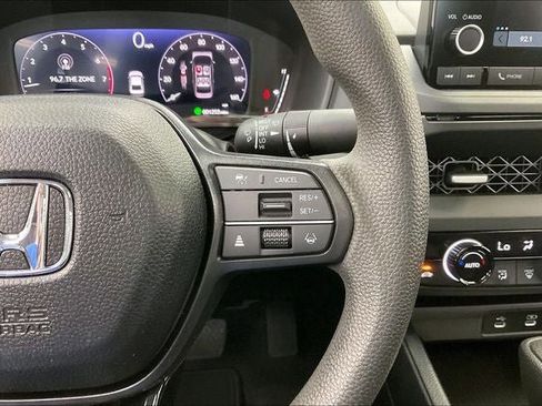Certified 2025 Honda Accord SE image 24