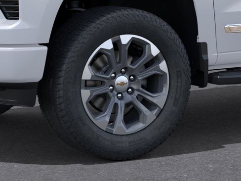 New 2026 Chevrolet Silverado 1500 High Country w/ Z71 Off-Road Package AWD/4WD image 10