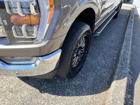 Used 2021 Ford F150 XLT w/ Equipment Group 302A High AWD/4WD image 8