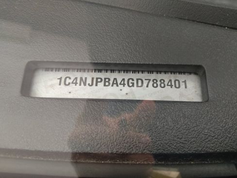 Used 2016 Jeep Patriot Sport w/ Power Value Group FWD image 33
