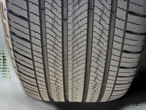 Used 2025 GMC Sierra 1500 SLT image 31