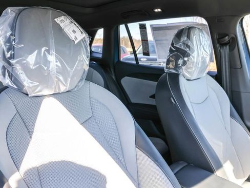 New 2026 Volkswagen Tiguan SE R-Line image 43