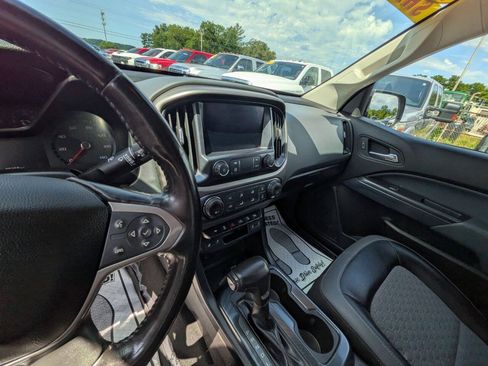 Used 2019 Chevrolet Colorado Z71 AWD/4WD image 14
