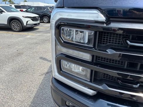 Used 2024 Ford F250 Lariat w/ Lariat Ultimate Package AWD/4WD image 9