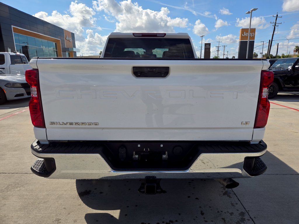 Used 2025 Chevrolet Silverado 2500 LT AWD/4WD image 5