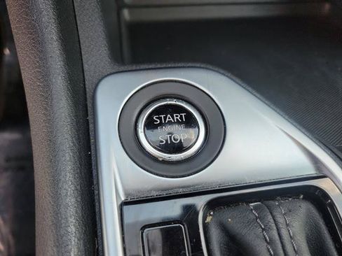 Used 2024 Nissan Sentra SV FWD image 15