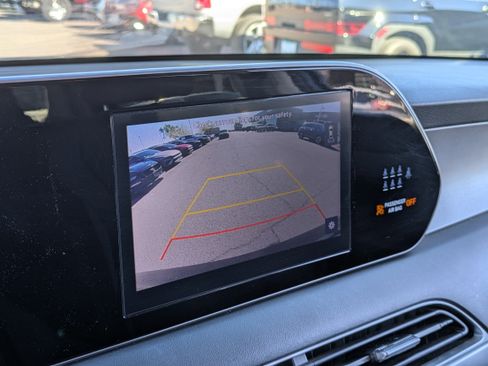 Used 2022 Hyundai Palisade SE image 24