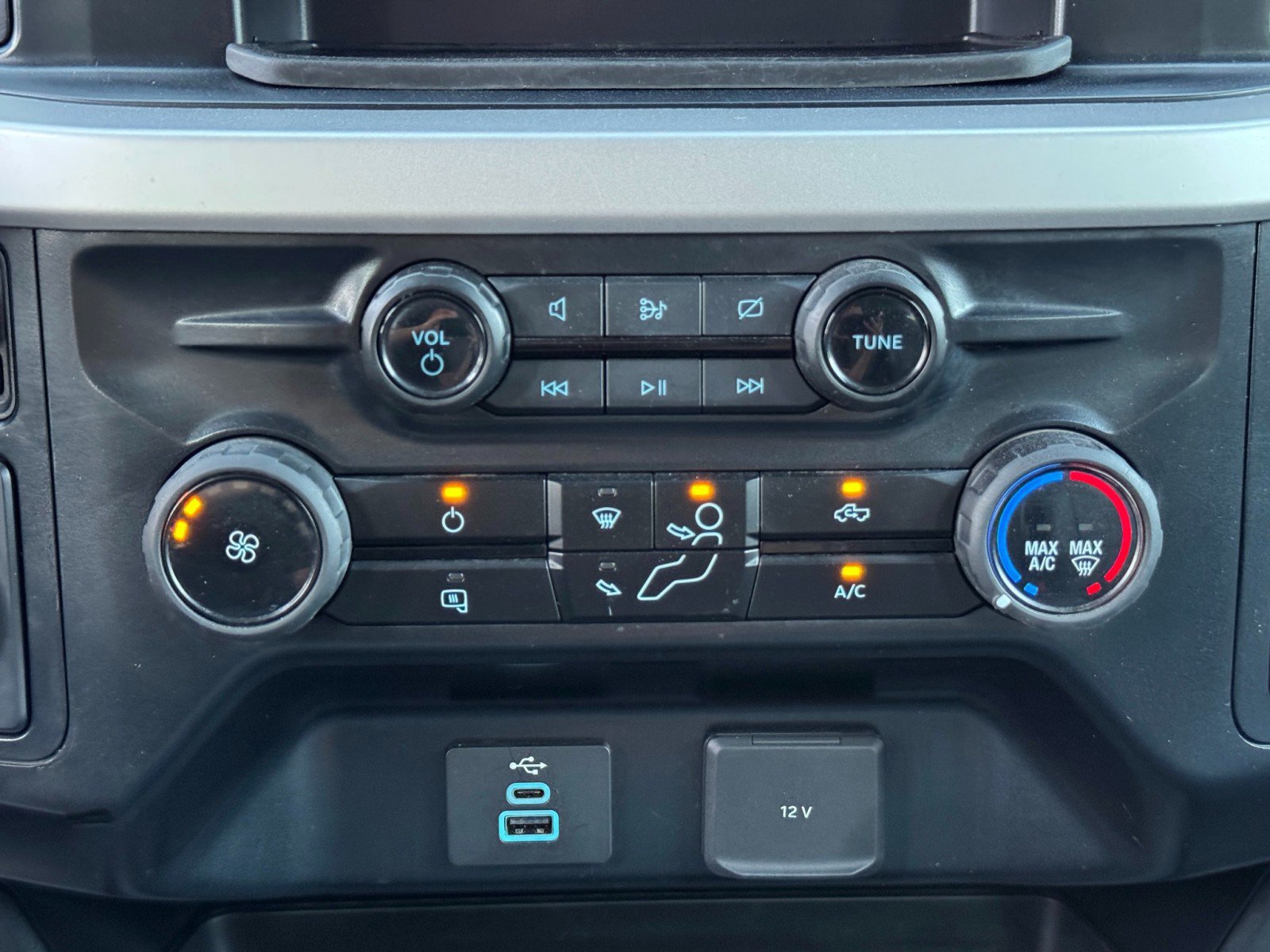 Used 2024 Ford F450 XL RWD image 29