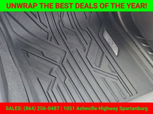 New 2024 Chevrolet Colorado LT w/ LT Convenience Package II image 24