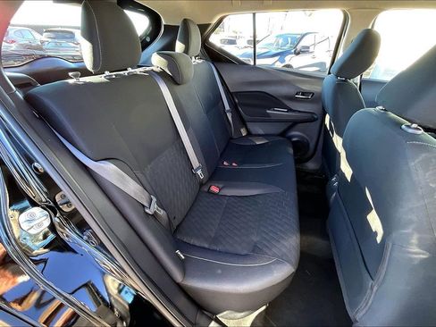 Used 2024 Nissan Kicks SV image 13