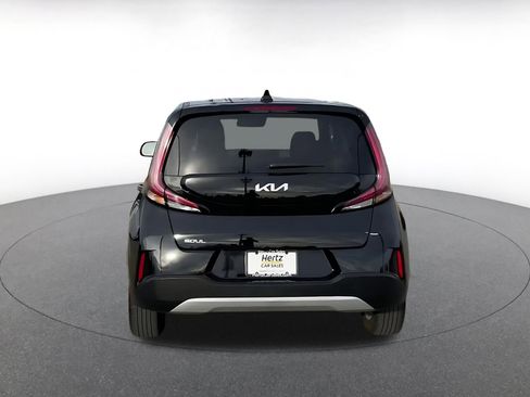 Used 2025 Kia Soul LX w/ LX Technology Package image 12