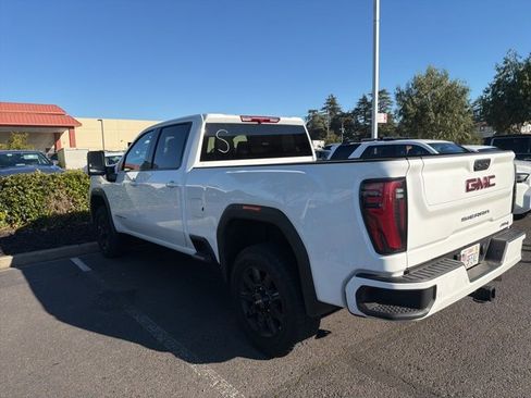 Used 2025 GMC Sierra 2500 AT4 image 16