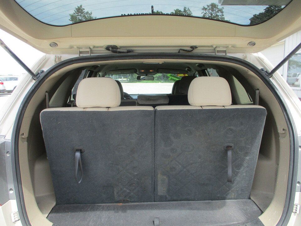 Used 2012 Kia Sorento FWD w/ Third Row Pkg image 6