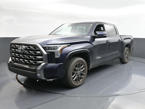 Used 2024 Toyota Tundra Platinum image 4