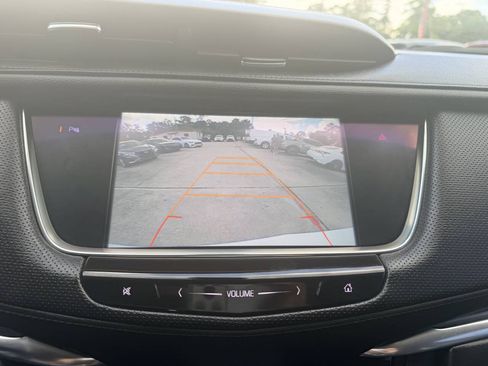 Used 2017 Cadillac XT5 Luxury w/ Driver Awareness Package FWD image 38