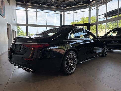 New 2025 Mercedes-Benz S 580 4MATIC Sedan image 10