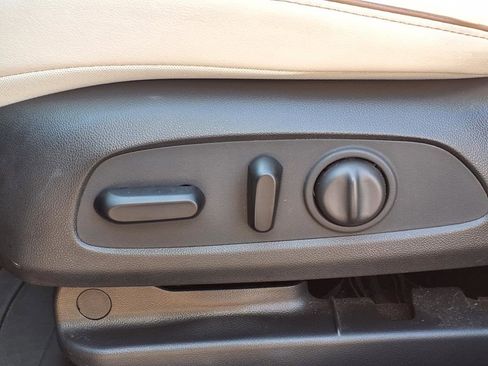 Used 2024 Buick Encore GX Avenir w/ Avenir Convenience Package image 14