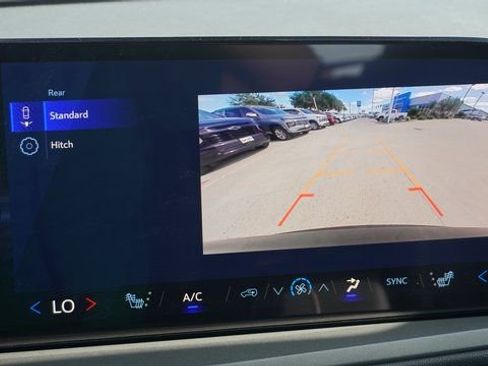 New 2026 Chevrolet Traverse LT image 35