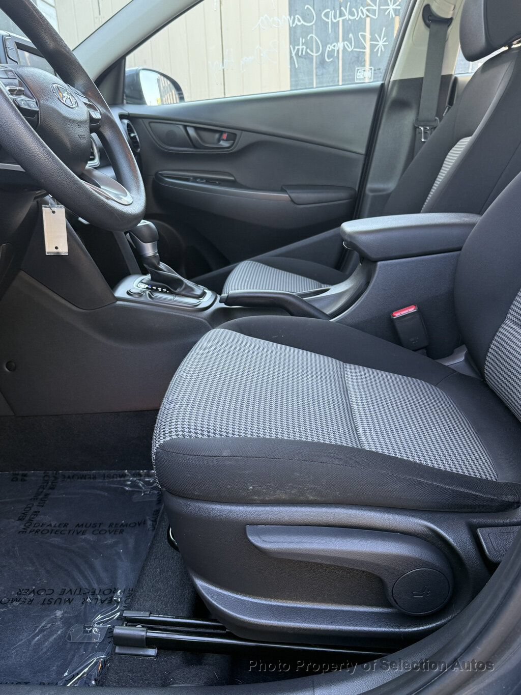 Used 2020 Hyundai Kona SE AWD/4WD image 14