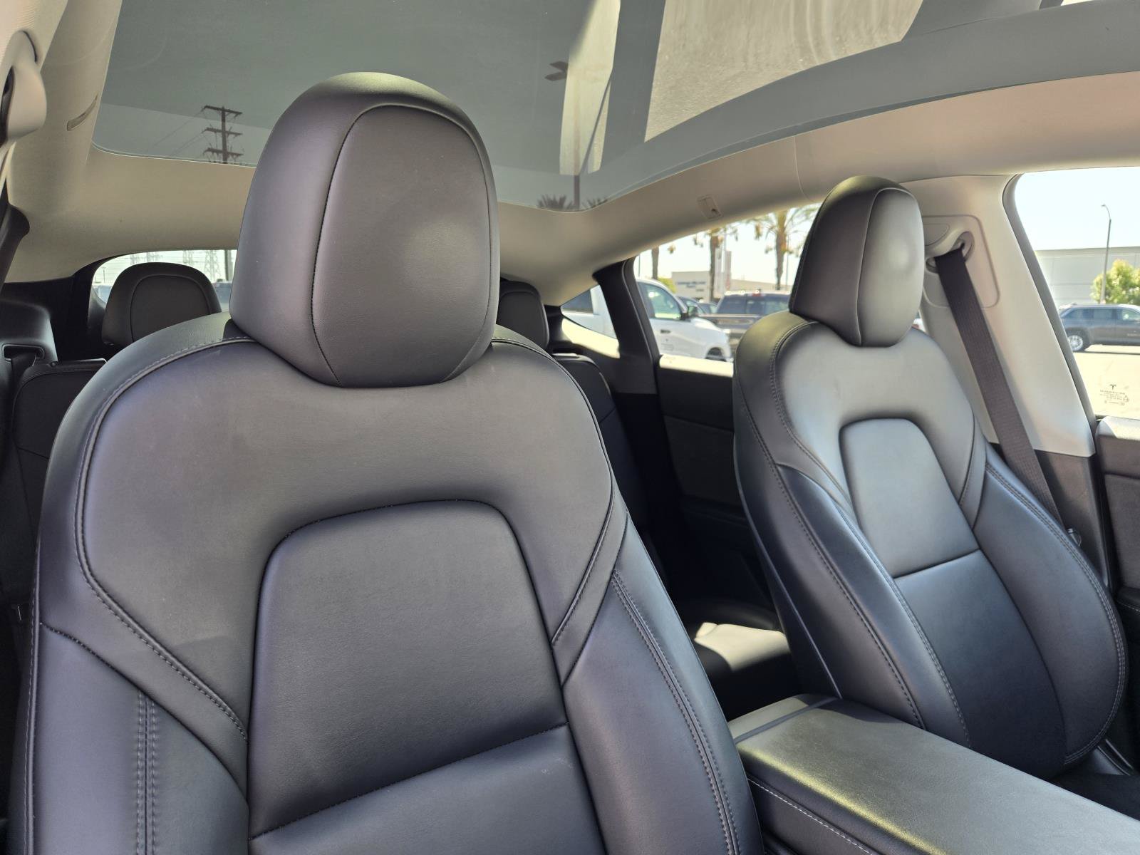 Used 2023 Tesla Model Y 2WD image 29