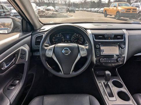 Used 2015 Nissan Altima 2.5 SL w/ Technology Package FWD image 17