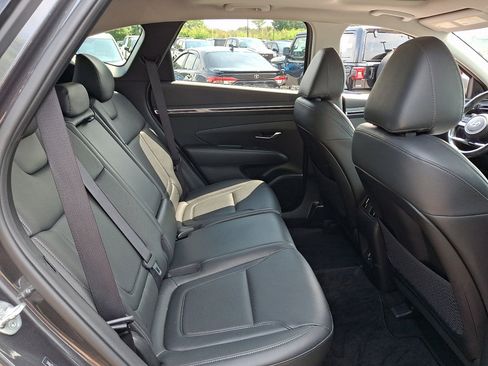 Used 2023 Hyundai Tucson SEL w/ Convenience Package AWD/4WD image 15