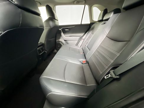 Used 2020 Toyota RAV4 Limited w/ Limited Grade Weather Package FWD image 29