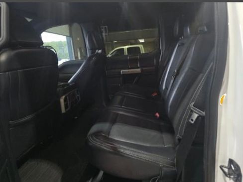 Used 2022 Ford F250 Lariat image 6