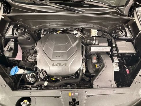 Certified 2025 Kia Telluride S FWD image 9