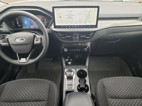 Used 2023 Ford Escape Active w/ Tech Pack #1 AWD/4WD image 17
