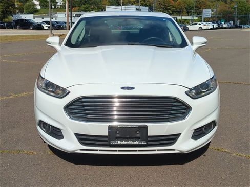 Used 2016 Ford Fusion SE w/ Equipment Group 201A image 9
