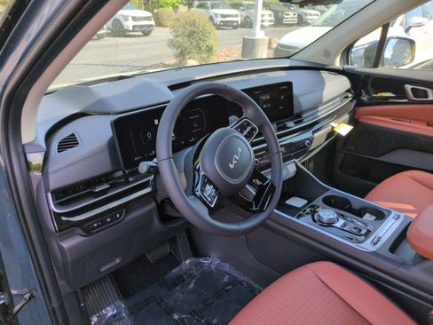 New 2026 Kia Carnival SX Prestige FWD image 18